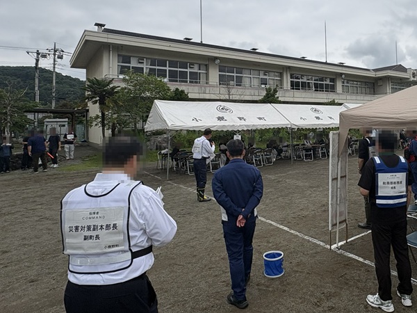 令和8年度小鹿野町防災訓練で閉会あいさつを行う小鹿野町長